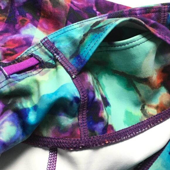 Athleta Leggings Floral Fade Sonar Capri Women's XS Activewear Workout‎ Pants - Picture 13 of 15